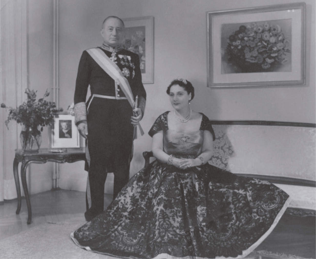 Radigaless un viņa sieva Elena Kutava Animo Atēnās 1943. gadā. 